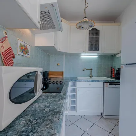 Soleil Levant 1 Et 2-1 By Interhome * Leucate